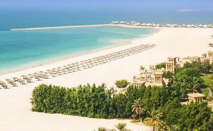 Рас-эль-Хайма — идеальный курорт ОАЭ для отдыха и приключений из Узбекистана